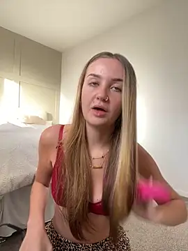 Snapshot of Lexiargulo chatting on December 3, 12:14 pm Lexiargulo online show from December 3, 12:14 pm