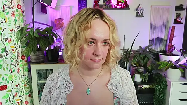 xzoeyryanx online show from June 9, 5:35 pm