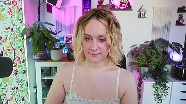 xzoeyryanx online show from July 13, 4:10 pm