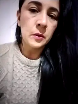 Snapshot of Sex_Annie chatting on December 3, 3:58 am Sex Annie online show from December 3, 3:58 am