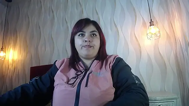 Snapshot of danna_garza chatting on November 28, 4:15 am danna garza online show from November 28, 4:15 am