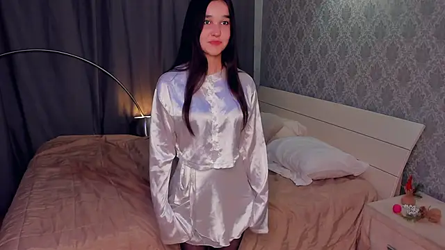 Snapshot of MeliaMelchiori chatting on December 16, 10:26 pm MeliaMelchiori online show from December 16, 10:26 pm