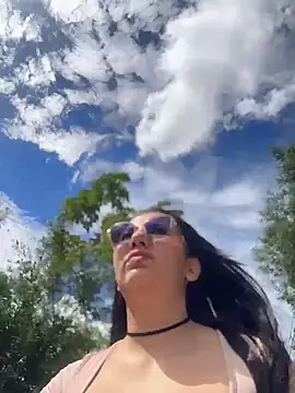 Snapshot of Arya_d chatting on December 3, 4:16 pm Arya d online show from December 3, 4:16 pm