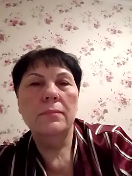 Snapshot of OliviaaSkyy chatting on December 1, 10:37 pm OliviaaSkyy online show from December 1, 10:37 pm