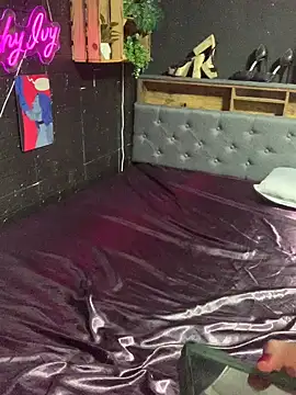 Shy-Ivy online show from March 29, 9:37 pm