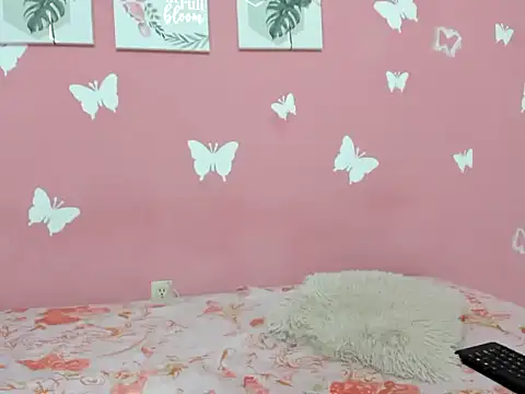 Snapshot of Big_5467 chatting on November 22, 2:43 am Big 5467 online show from November 22, 2:43 am