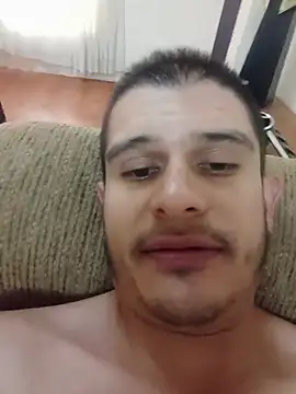 Snapshot of JorgeDaLeche1 chatting on June 25, 8:35 pm JorgeDaLeche1 online show from June 25, 8:35 pm