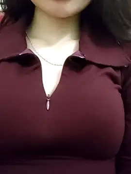 LyasianLa online show from November 24, 2:50 pm