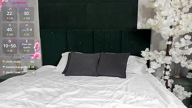 LiraRevery online show from June 11, 2:53 am