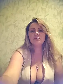 Snapshot of Anastasia22632 chatting on December 4, 9:23 pm Anastasia22632 online show from December 4, 9:23 pm