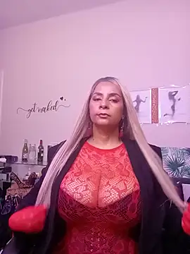 LaReineCleo online show from June 18, 10:41 am