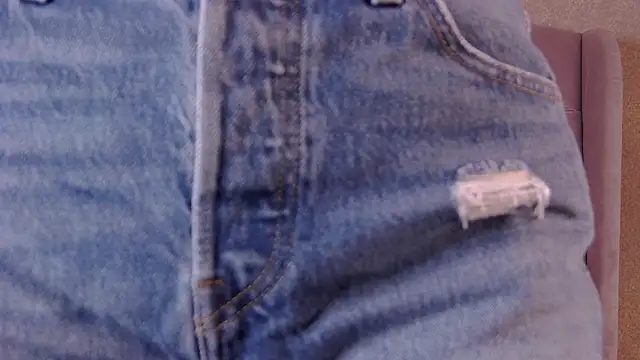 Snapshot of Alice_in_cumland_ chatting on November 26, 3:18 am Alice in cumland online show from November 26, 3:18 am