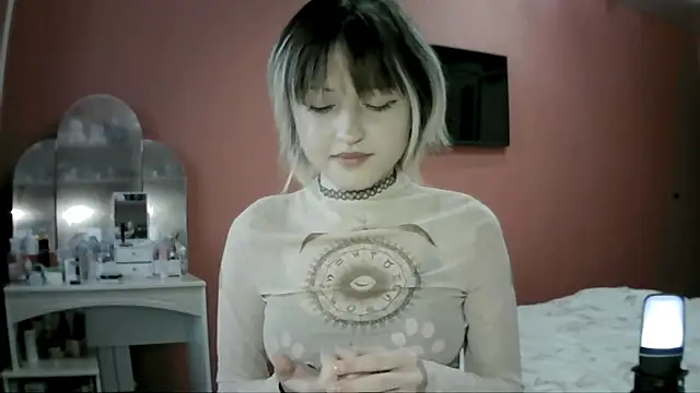 Snapshot of SkylaPorter chatting on December 3, 10:35 am SkylaPorter online show from December 3, 10:35 am