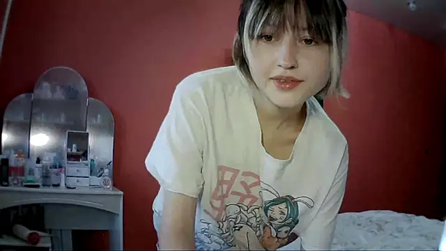 Snapshot of SkylaPorter chatting on December 5, 10:13 am SkylaPorter online show from December 5, 10:13 am