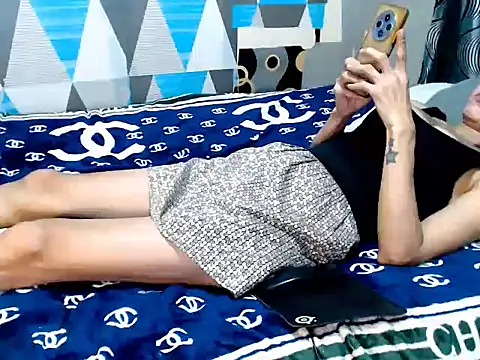 Savannah Cock online show from March 17, 2:20 pm