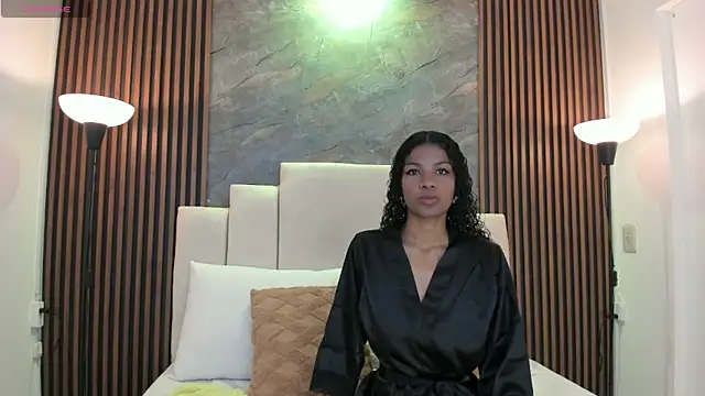 Snapshot of catiusca_reyes_03 chatting on November 25, 1:44 pm catiusca reyes 03 online show from November 25, 1:44 pm