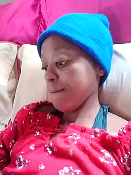 Snapshot of MNCANYANA chatting on November 28, 10:18 am MNCANYANA online show from November 28, 10:18 am