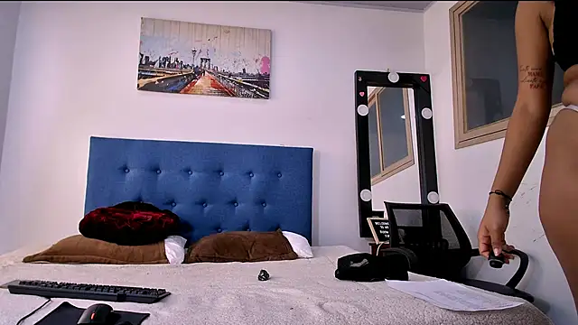 Snapshot of Shara_Soul chatting on December 2, 2:34 pm Shara Soul online show from December 2, 2:34 pm