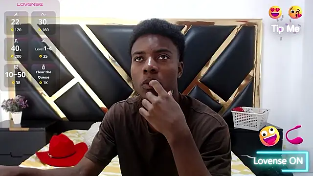 NoahJhonson69 online show from March 16, 11:58 am