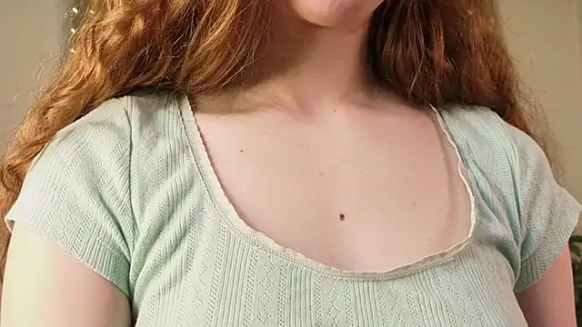 Snapshot of SudieNatera chatting on November 24, 6:46 am SudieNatera online show from November 24, 6:46 am