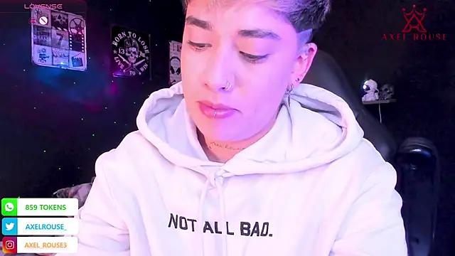 Snapshot of AxelRouse3 chatting on November 28, 1:08 am AxelRouse3 online show from November 28, 1:08 am