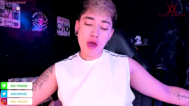 Snapshot of AxelRouse3 chatting on December 2, 2:12 pm AxelRouse3 online show from December 2, 2:12 pm