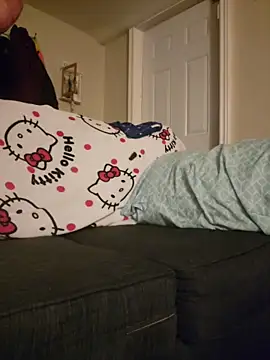 Drowning667 online show from April 26, 5:49 am