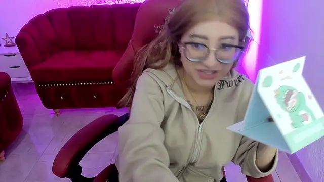 Snapshot of yuyu_m chatting on November 30, 2:43 pm yuyu m online show from November 30, 2:43 pm