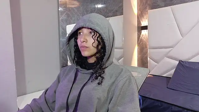 pettymoon1 online show from December 20, 3:41 pm