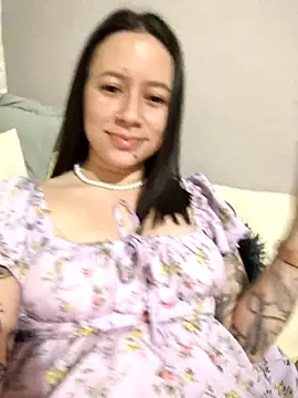 Snapshot of Annie_Petters chatting on December 3, 2:41 am Annie Petters online show from December 3, 2:41 am