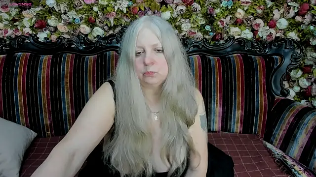 mariabelladonna online show from May 1, 10:03 pm