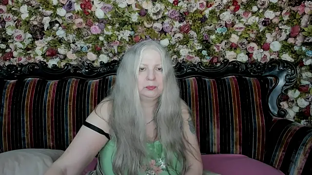mariabelladonna online show from May 3, 9:21 pm