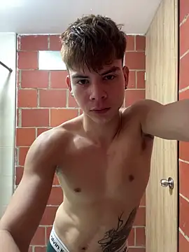 Snapshot of Handsome_boys69 chatting on February 28, 1:06 am Handsome boys69 online show from February 28, 1:06 am