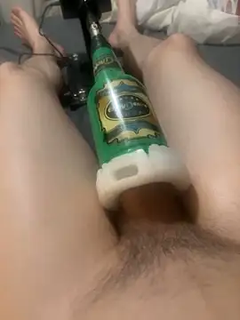 Snapshot of femboystella chatting on March 20, 11:09 pm femboystella online show from March 20, 11:09 pm