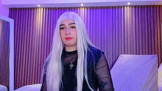 Snapshot of GabyRose9 chatting on December 16, 7:30 pm GabyRose9 online show from December 16, 7:30 pm