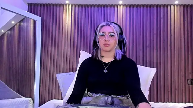 GabyRose9 online show from May 12, 7:55 pm