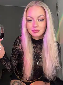 linafuntime online show from November 26, 1:06 am