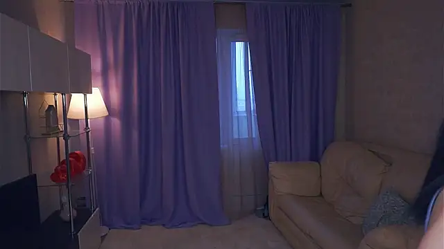 Snapshot of LorrieWilcinski chatting on November 22, 6:56 am LorrieWilcinski online show from November 22, 6:56 am