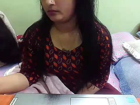 TwinRose2000 online show from January 11, 2:33 pm