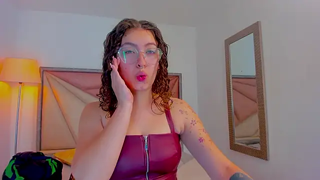 Snapshot of MarieTaylor_ chatting on February 28, 5:58 pm MarieTaylor online show from February 28, 5:58 pm