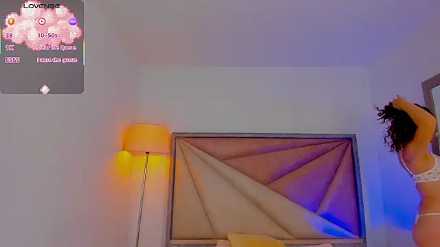 Snapshot of MarieTaylor_ chatting on March 16, 5:44 am MarieTaylor online show from March 16, 5:44 am