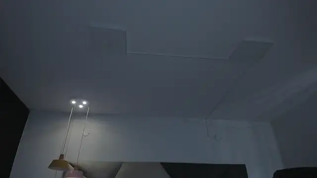 Snapshot of MarieTaylor_ chatting on April 2, 6:27 pm MarieTaylor online show from April 2, 6:27 pm
