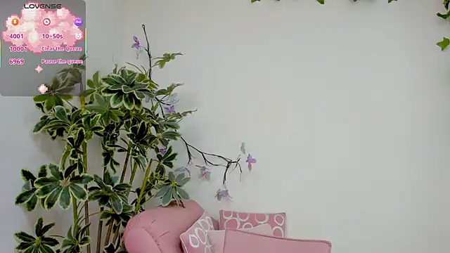 Snapshot of MarieTaylor_ chatting on April 10, 6:23 pm MarieTaylor online show from April 10, 6:23 pm