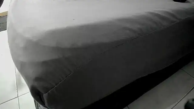 Snapshot of MarieTaylor_ chatting on April 17, 8:01 pm MarieTaylor online show from April 17, 8:01 pm