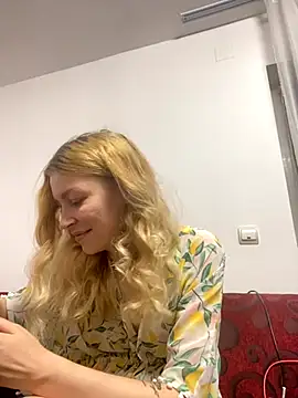 LexiSlimVIbe online show from December 3, 9:24 pm