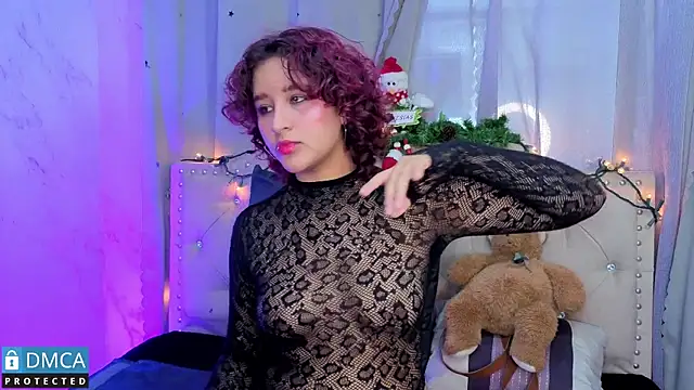 Snapshot of ahsly_Zam chatting on December 2, 3:01 am ahsly Zam online show from December 2, 3:01 am