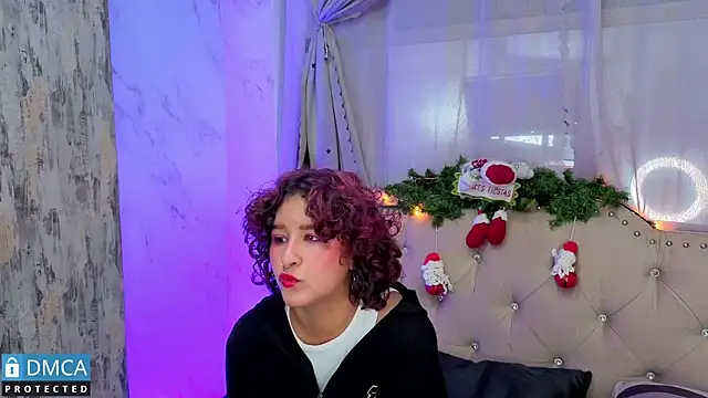 Snapshot of ahsly_Zam chatting on December 4, 3:05 am ahsly Zam online show from December 4, 3:05 am