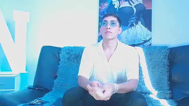 Snapshot of ATLASVANDRAKE chatting on November 25, 7:58 pm ATLASVANDRAKE online show from November 25, 7:58 pm