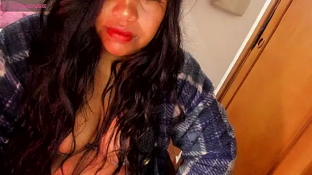 ebonycamelia online show from July 9, 10:52 am