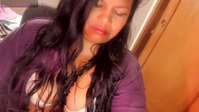 ebonycamelia online show from July 15, 11:32 pm